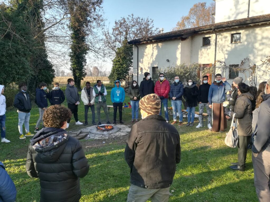 Fattoria Carità e adolescenti da Bergamo